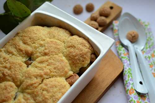 Cobbler aux mirabelles et amaretti