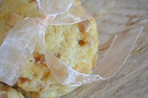 Cookies aux chunks chocolat blanc et orange confite