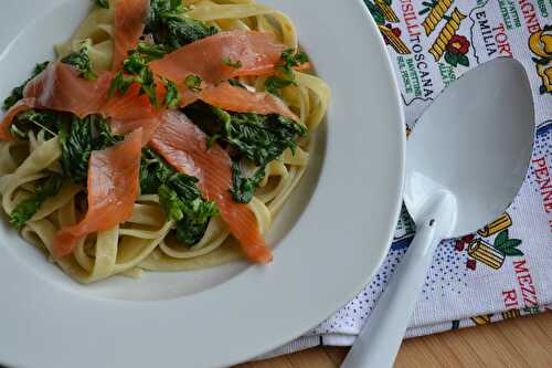 Fettucine aux épinards frais et truite fumée