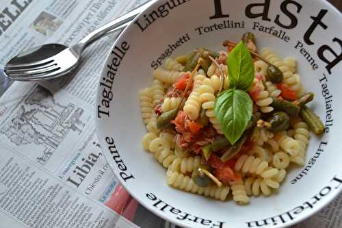 Fusilli aux tomates, haricots et thon