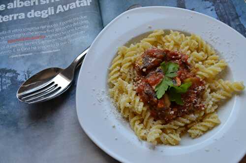 Fusilli sauce tomates champignons céleri