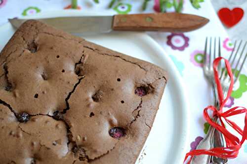 Gâteau au chocolat et  framboises le plus rapide du monde...