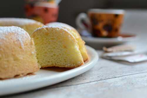 Gâteau aux blancs d'oeuf et à l'eau de fleur d'oranger