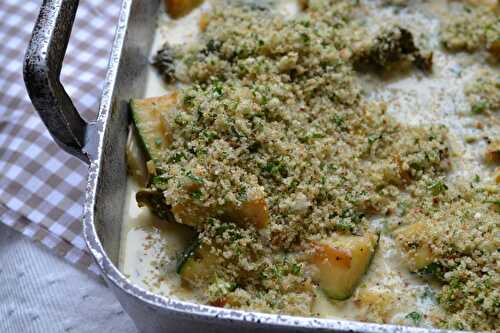 Gratin de courgettes, crumble de pain