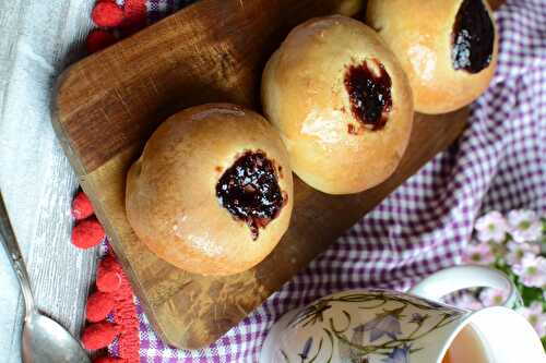 Les Kolaches ou les brioches thèques à la confiture