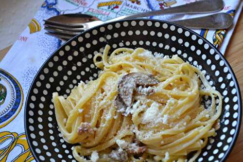 Linguine alla carbonara e funghi porcini