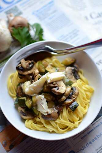 Linguine courgette champignons et Gorgonzola