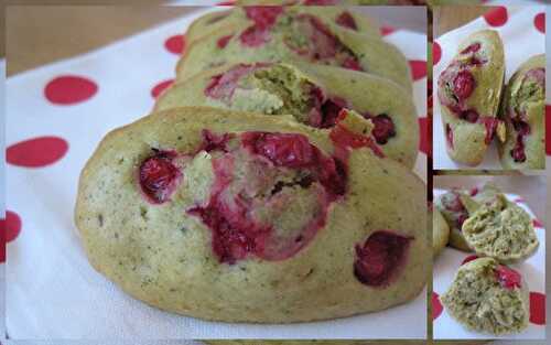 Madeleines au Thé Matcha et aux groseilles