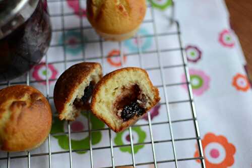 Mini muffins au lait fermenté et coeur de confiture