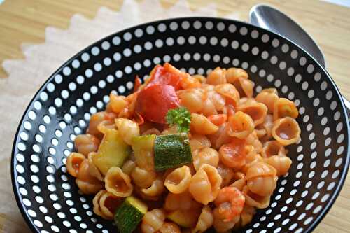 One Pan Pasta courgette tomates crevettes
