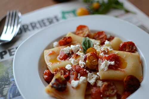 Paccheri aux tomates croquantes et féta