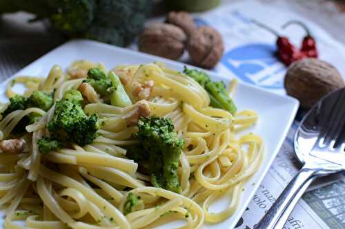 Pâtes brocoli et noix végétarien