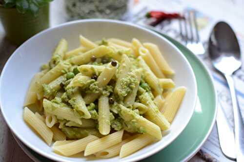 Pâtes et crème de petits pois végétarien