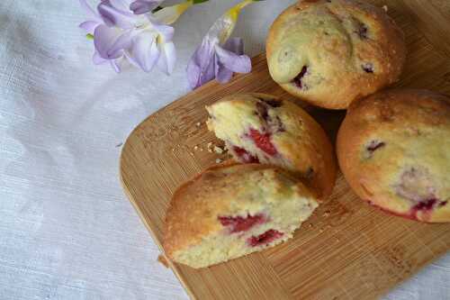 Petits cakes à la crème fraiches, framboises et citron