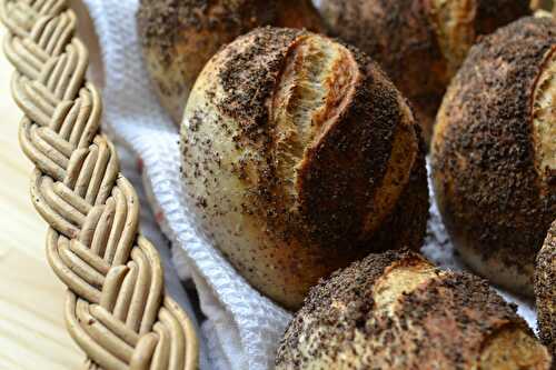 Petits pains au levain et et pavot