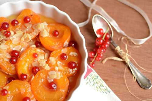 Poêlée d'abricots au miel et aux amandes