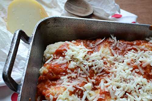 Quenelles de semoule à la sauce tomates