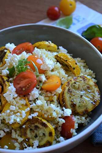 Salade de boulgour courgettes grillées tomates et féta