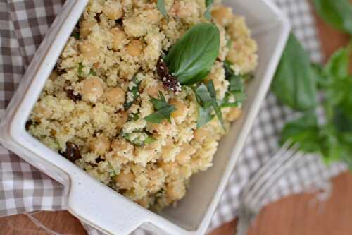 Salade de couscous pois chiches raisins secs