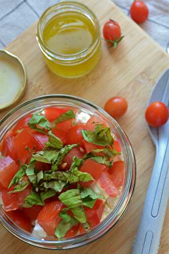 Salade orge tomates concombre en bocal végétarien