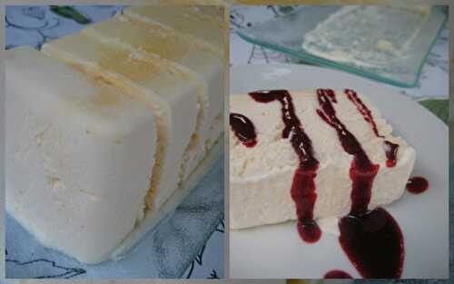 Semifreddo au coulis de mûres