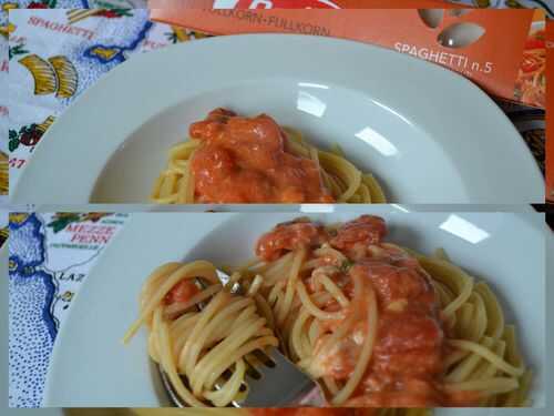 Spaghetti à la farine intégrale, sauce tomate et gorgonzola