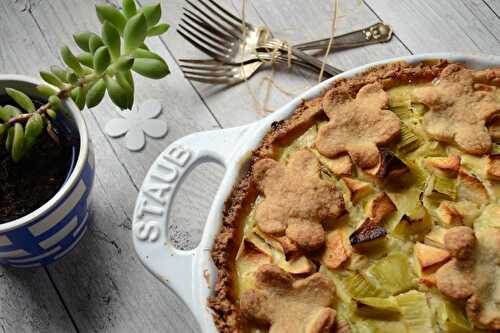 Tarte à la rhubarbe, pommes, petits suisses et cannelle