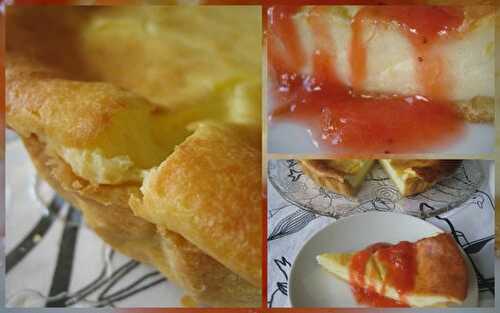 Tarte au fromage blanc et son coulis de fraises rhubarbe -            Hum, ça sent bon ...