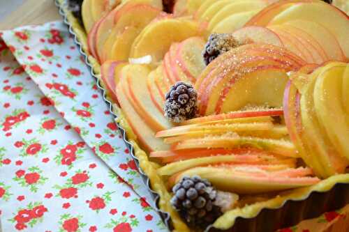 Tarte aux pommes et mûres ou tarte Isa-Marie :-)