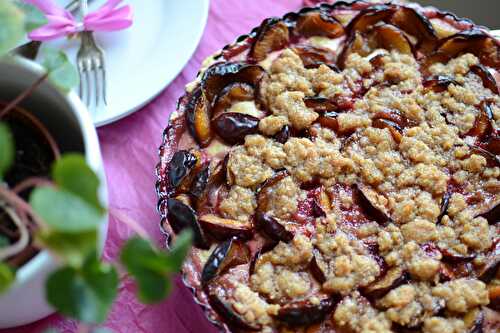 Tarte aux quetsches et crumble à la cannelle