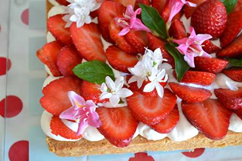 Tarte sablée aux fraises tarte d'anniversaire