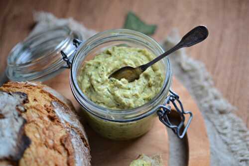 Tartinade de flageolets et ails des ours Daucy