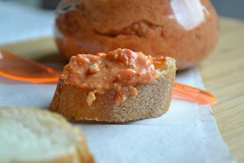 Tartinade de poivron rouge féta et pécorino