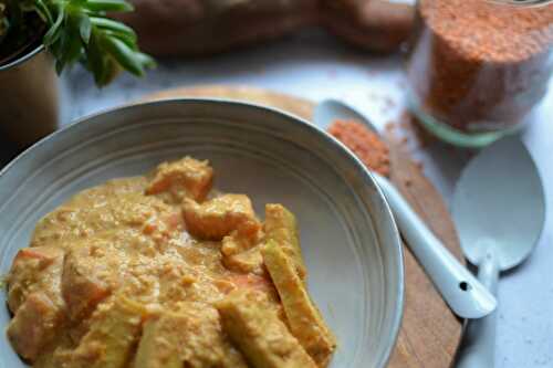 Curry tofu lait de coco patate douce et lentilles corail végétal