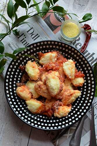 Gnocchi à la semoule et sauce tomate végétarien