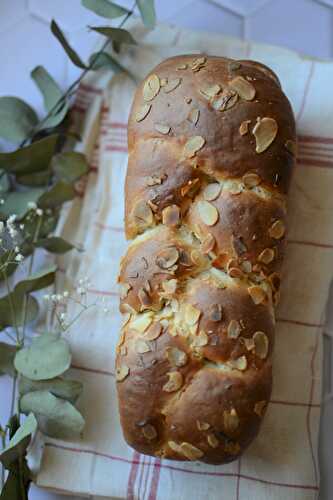 Brioche au lait d'amande sans oeuf sans lactose