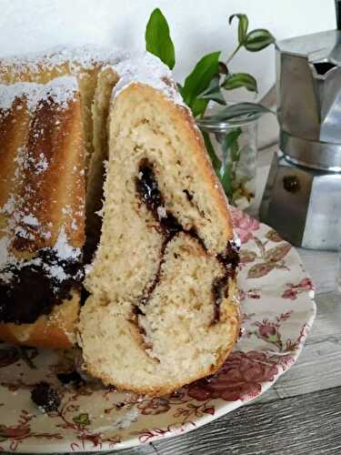 Brioche à la crème et pâte à tartiner