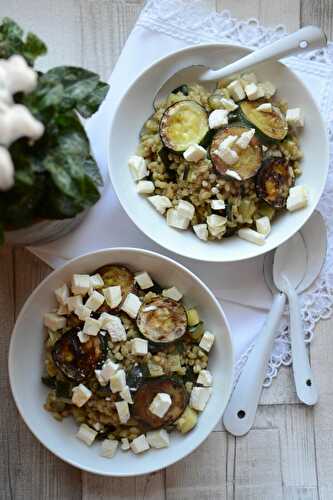 Risotto d'orge courgettes fromage de chèvre végétarien