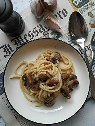 Spaghetti sauce crémeuse aux haricots et poelée de champignons végétarien
