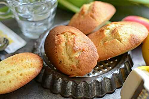 Madeleines au lait fermenté et citron