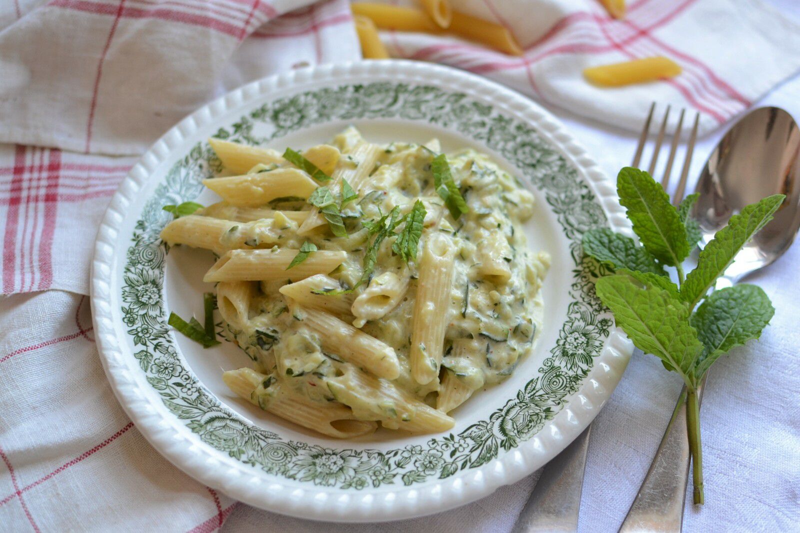 Pâtes courgettes mascarpone et menthe #végétarien