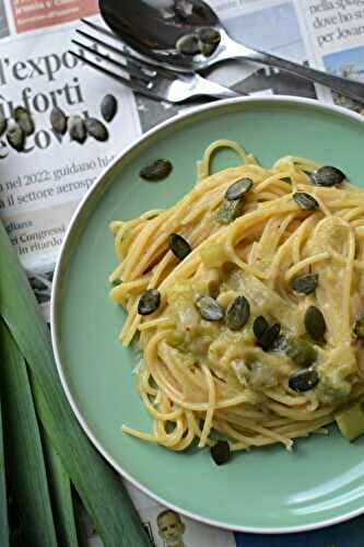 Spaghetti sauce crémeuse au poireau et graines de courge #végétarien
