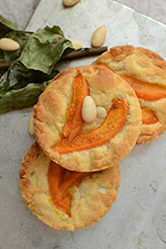 Cookies amandes et abricots frais