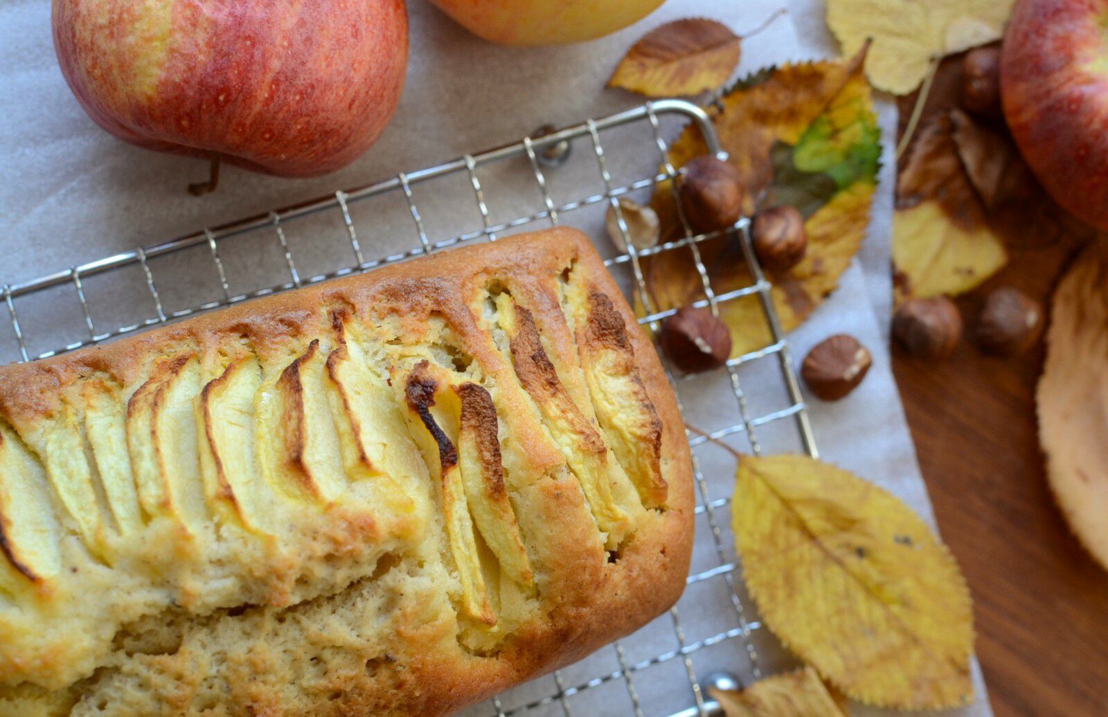 Cake marbré noisettes et pomme