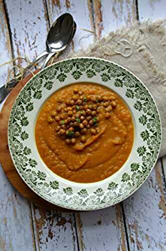 Velouté carottes patate douce et pois chiches rôtis #végétarien