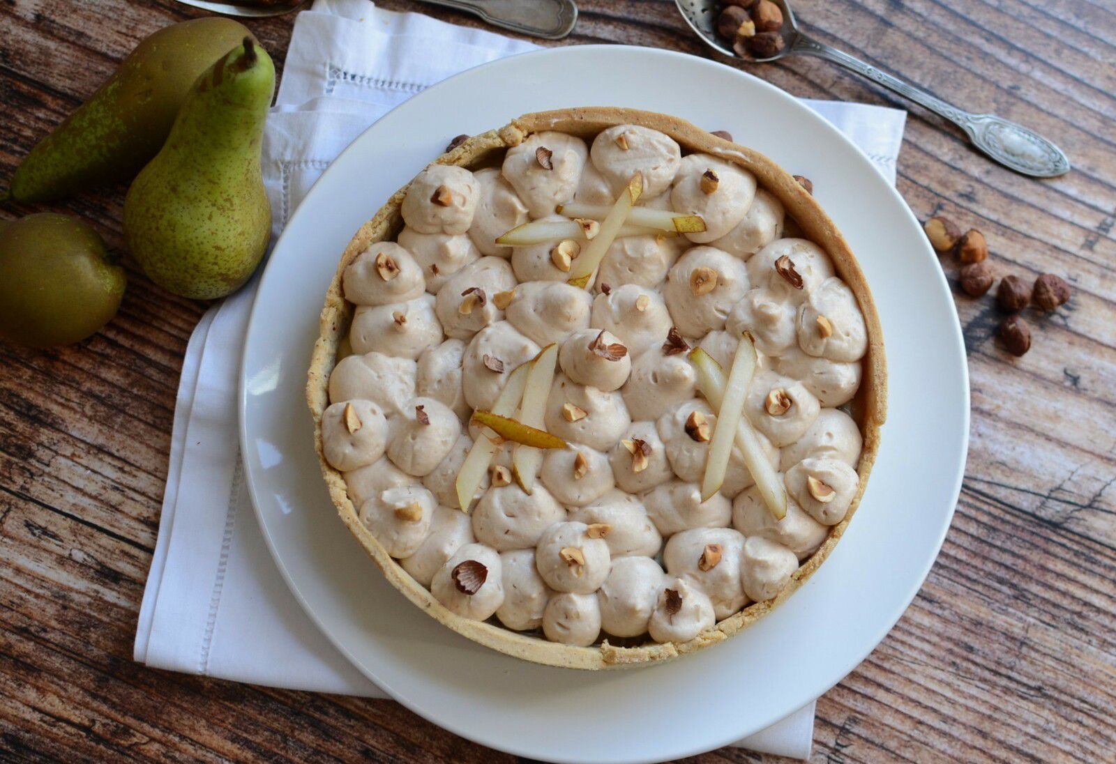 Tarte poire noisette comme chez le pâtissier