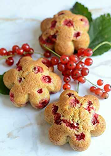 Madeleines fleurs aux groseilles