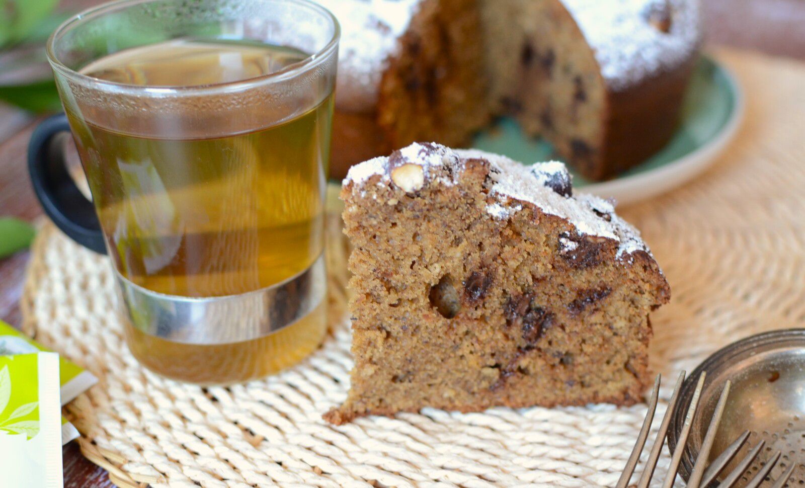 Gâteau à la noisette et pépites de chocolat 