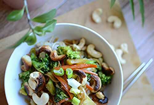 Nouilles sautées aux légumes et noix de cajou #végétarien