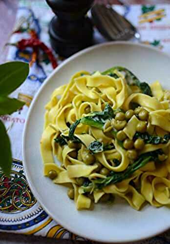 Pâtes au safran épinards et petits pois #végétarien